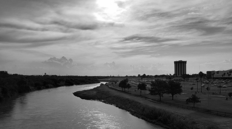 Eternal Echoes: Laredo