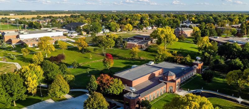 Hooves & Hints: The Hastings College Hunt