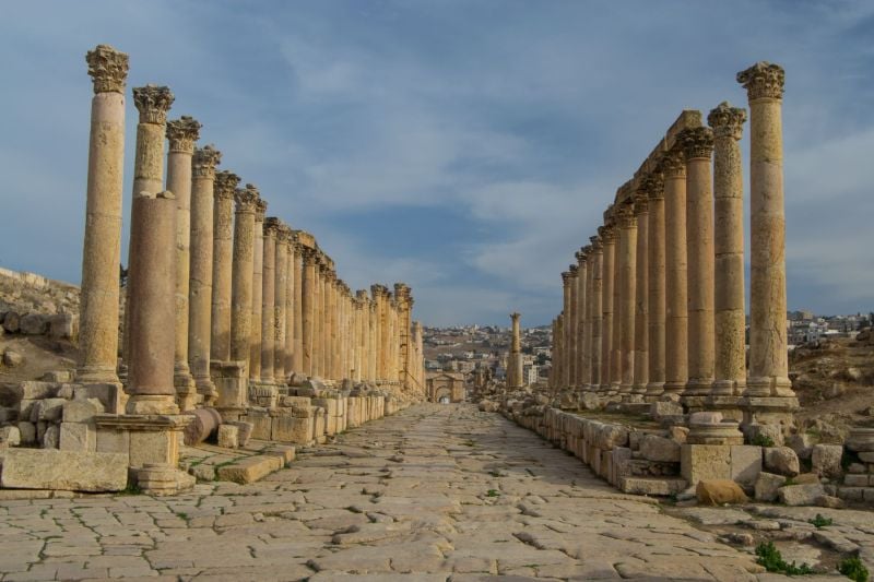 Jerash & Carry On
