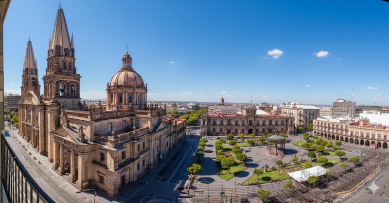 Hola-la-jara! The Centro & Tlaquepaque Chase