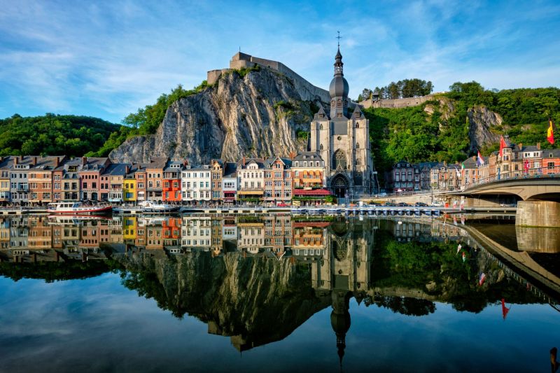 Dinant's Cliffs, Churches & Clues