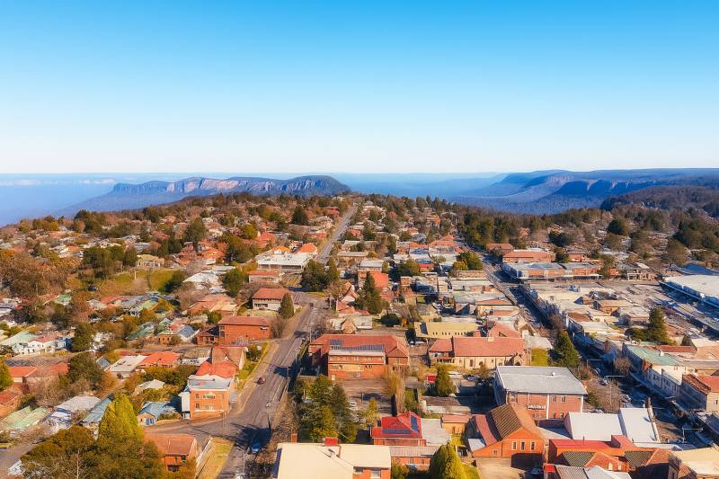 Katoomba’d and Confused: A Trail of Mist, Myths, and Mysteries

