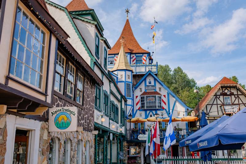 Helen Scavenger Hunt hero photo