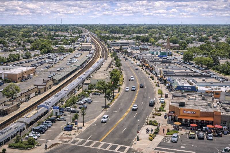 Hicksville Parks&comma; Plazas&comma; and Pocket Surprises Scavenger Hunt card image