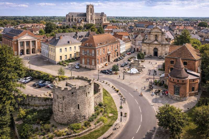 Saint-Omer Stages, Stories, and Stone Scavenger Hunt card image