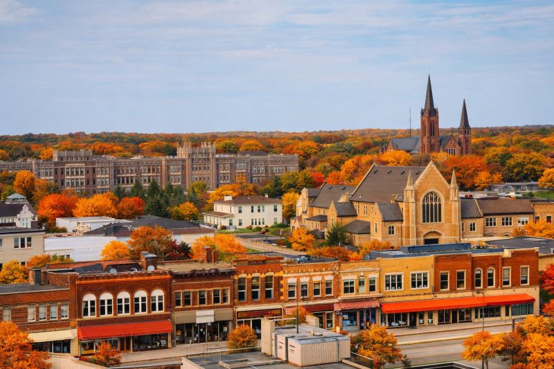 Zdj&eogon;cie g&lstrok;&oacute;wne z gry terenowej Austin Minnesota