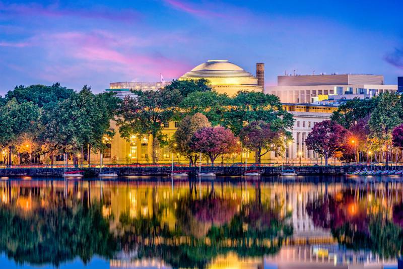 Massachusetts Institute of Technology Scavenger Hunt card image
