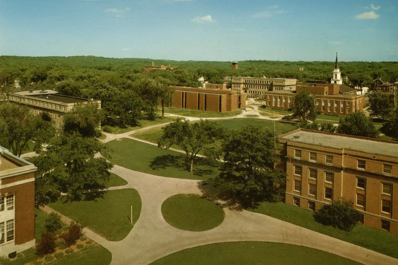 Coe College Hunt card image