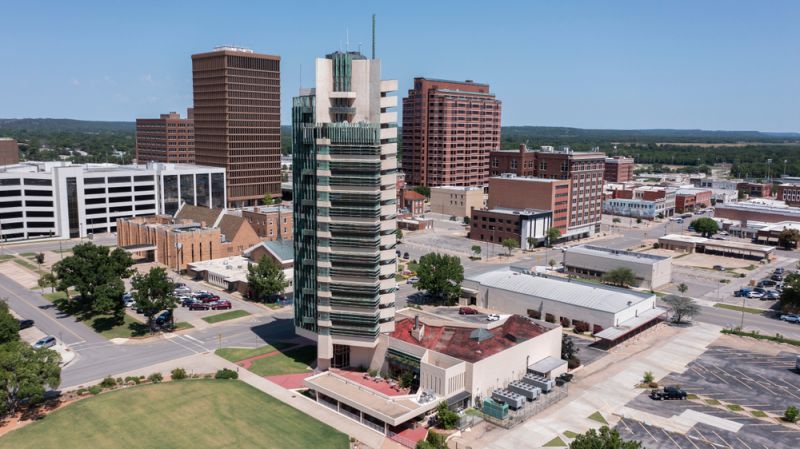 Bartlesville Bustling Bonanza Hunt Scavenger Hunt card image