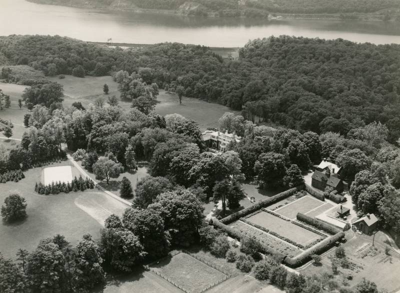 Hyde Park Ghost Hunt card image