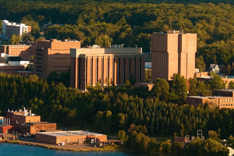 Howlin’ for Hints: Michigan Tech Hunt Scavenger Hunt card image