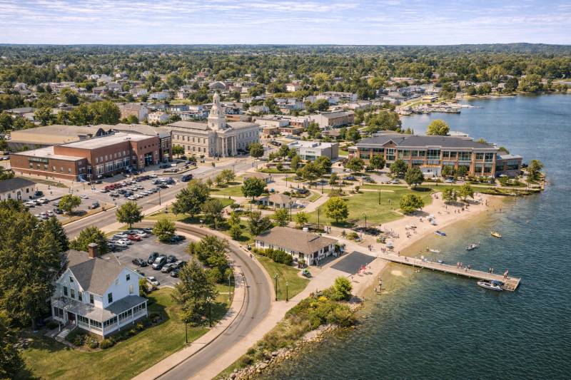 Oconomowoc Scavenger Hunt hero photo