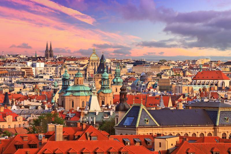 Praga - zdjęcie główne gry podchodów