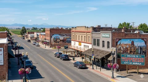 Toppenish scavenger hunt card image