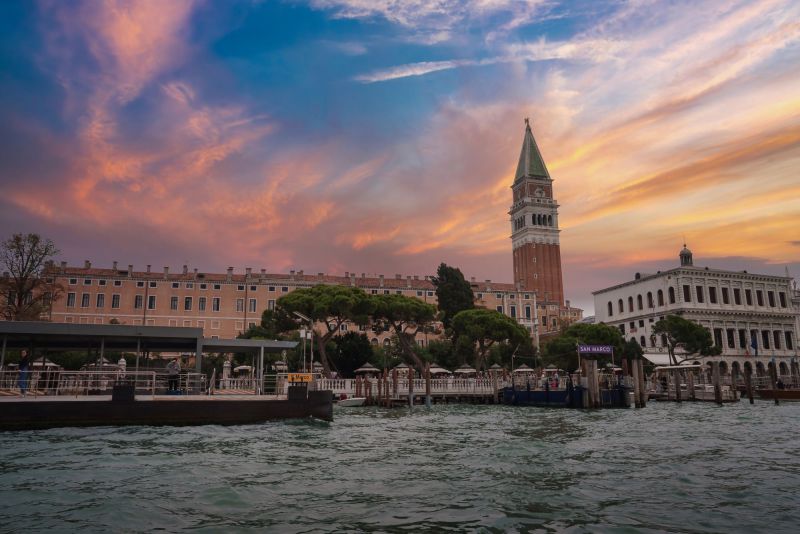 Venice Italy Scavenger Hunt hero photo