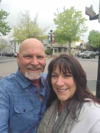 Týmová fotografie z Clovis Scavenger Hunt